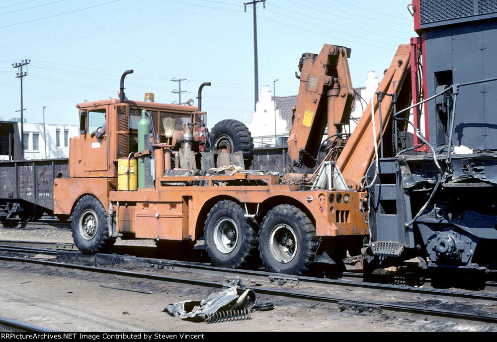 Southern Pacific truck with crane SP LA 710